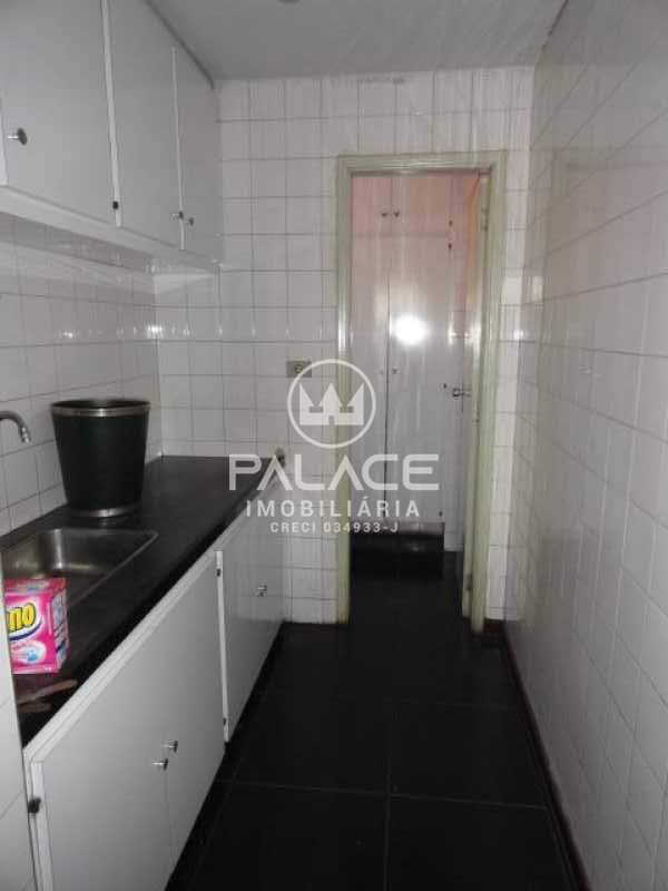 Imagens do imóveis Barracão :  / Comercial / Castelinho