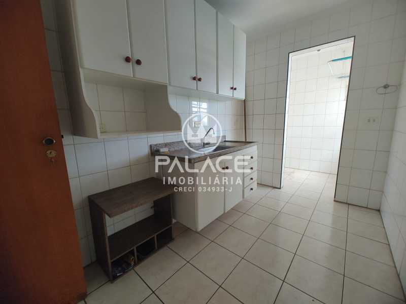 Imagens do imóveis Apartamento : Padrão / Residencial / Alto