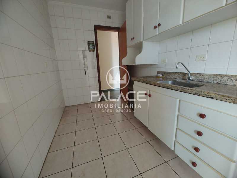 Imagens do imóveis Apartamento : Padrão / Residencial / Alto
