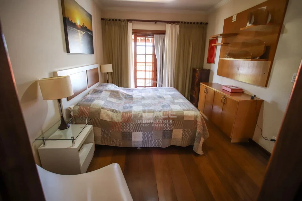 Sobrado de alto Padrão a venda em bairro Nova América