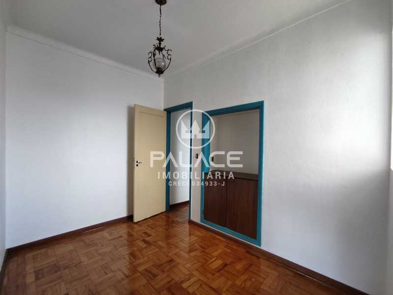 Imagens do imóveis Casa de rua :  / Residencial / Centro