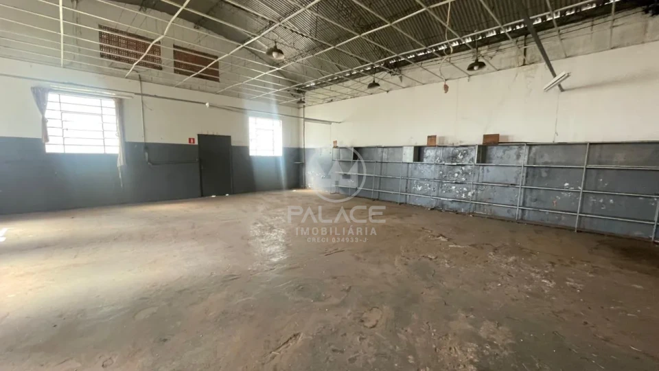 BARRACAO / GALPAO  PARA VENDA OU LOCAÇÃO / REGIAO CENTRAL / PIRACICABA