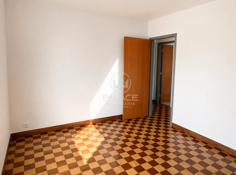 CASA PARA LOCAÇÃO / JARAGUÁ / 2 QUARTOS