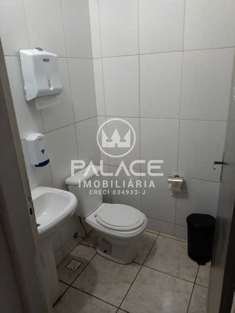 Imagens do imóveis Barracão :  / Comercial / Centro