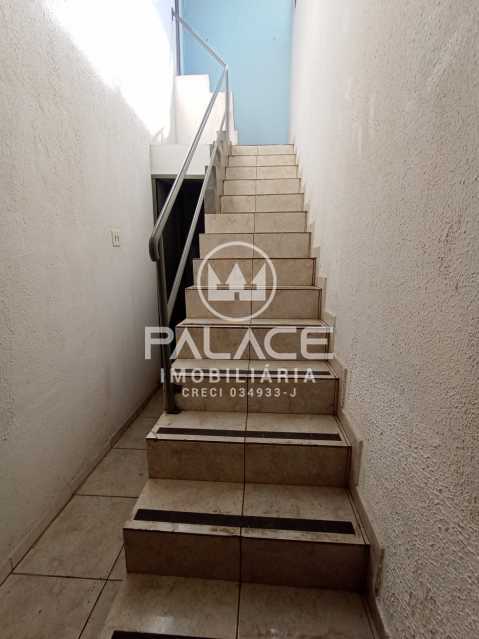 Imagens do imóveis Barracão :  / Comercial / Centro