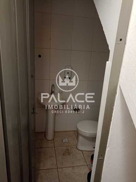 Imagens do imóveis Barracão :  / Comercial / Centro