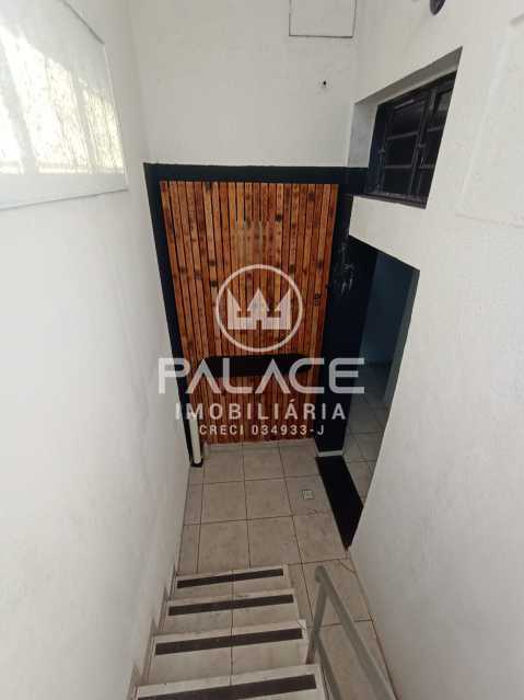 Imagens do imóveis Barracão :  / Comercial / Centro