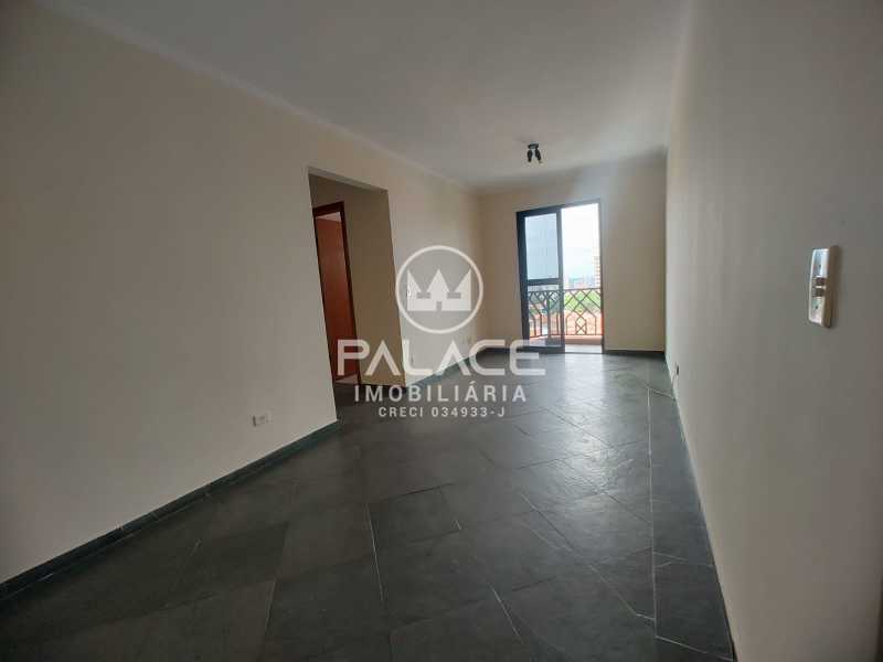 Imagens do imóveis Apartamento : Térreo / Residencial / Alto