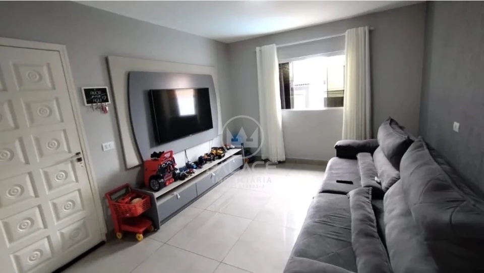 Casa com piscina a venda no bairro Vila Sônia, Piracicaba, SP.