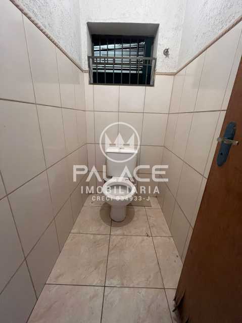 Imagens do imóveis Barracão :  / Comercial / São Vicente