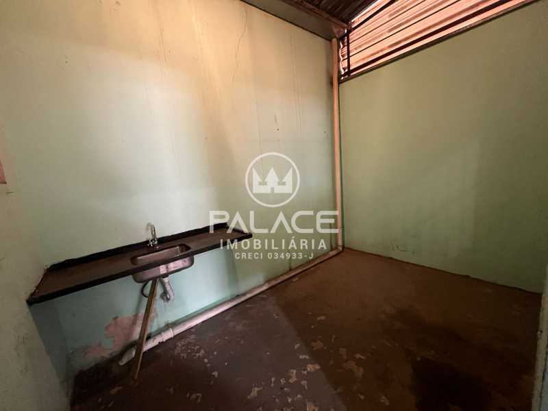 Imagens do imóveis Barracão :  / Comercial / São Vicente