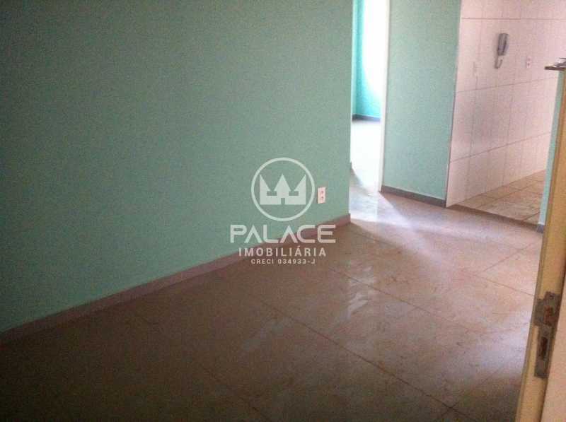 Apartamento -  / Residencial / Dois Córregos