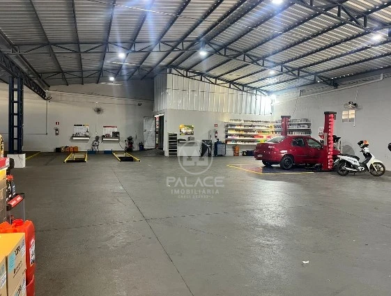 barracão em avenida