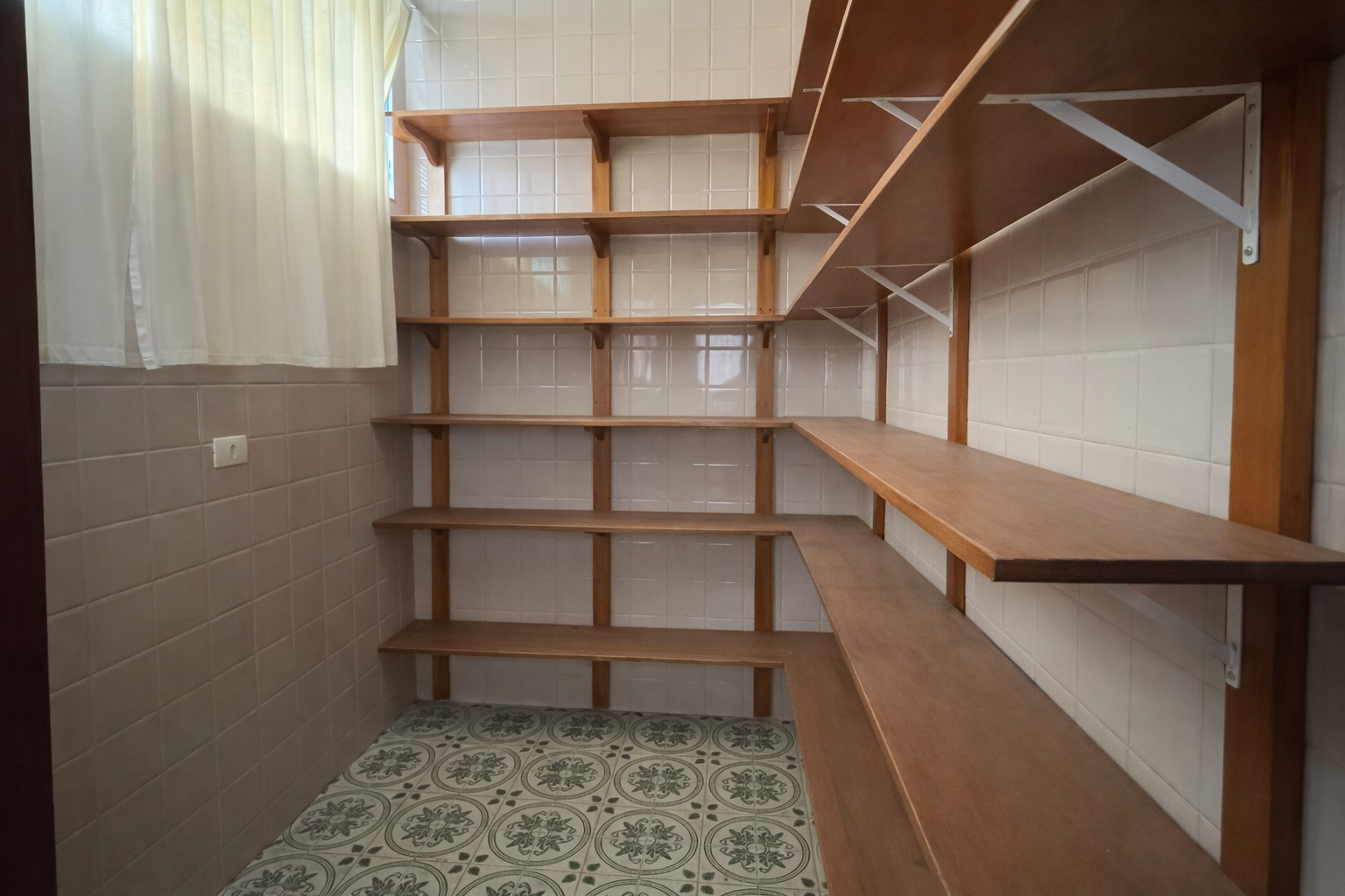 CASA / COMERCIAL / RESIDENCIAL / LOCACAO / CENTRO