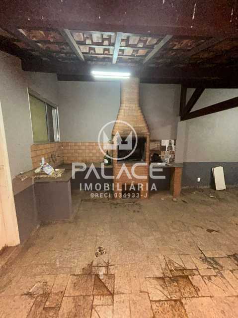 Imagens do imóveis casa à venda em centro, rio das pedras 3 quartos 231m²