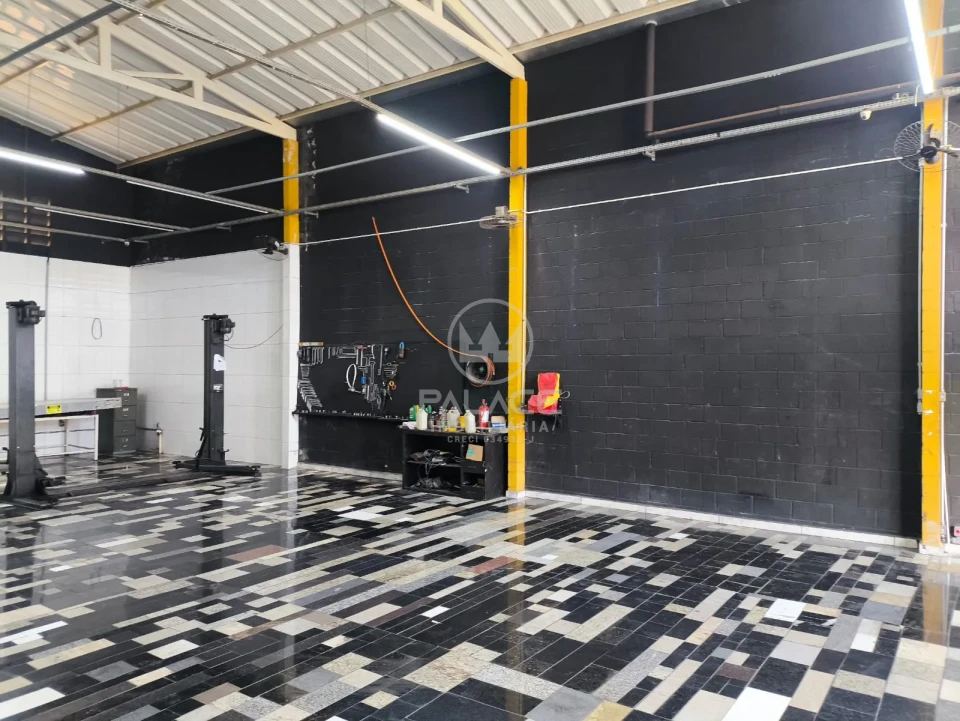 Barracão Comercial disponivel para Venda E Locação