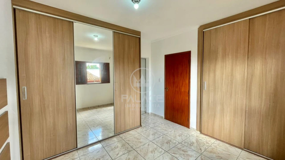 CASA/ 3 QUARTOS / CHURRASQUEIRA / EDICULA / CRUZ CAIADA / PQ SAO JORGE