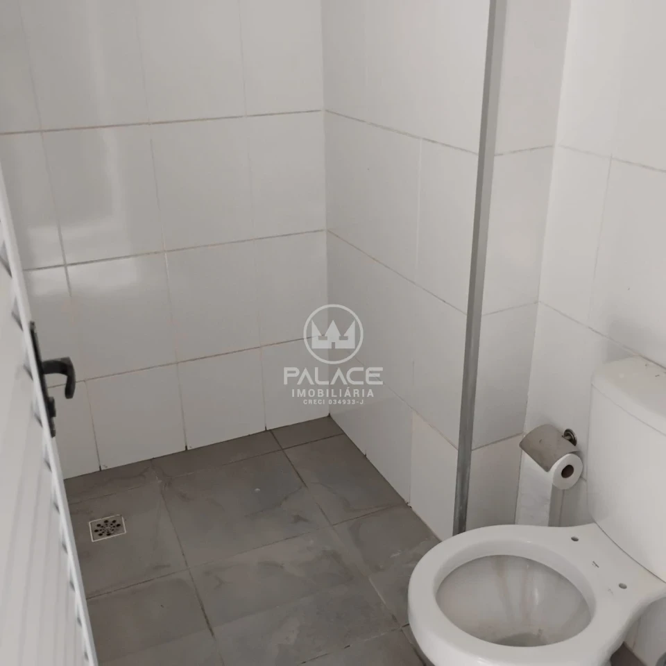 Barracão disponivel para locação no Bairro Vila Rezende