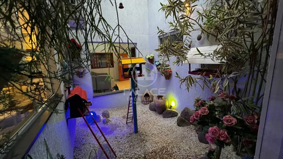 Casa, 3 quartos, 250 m² - Foto 28