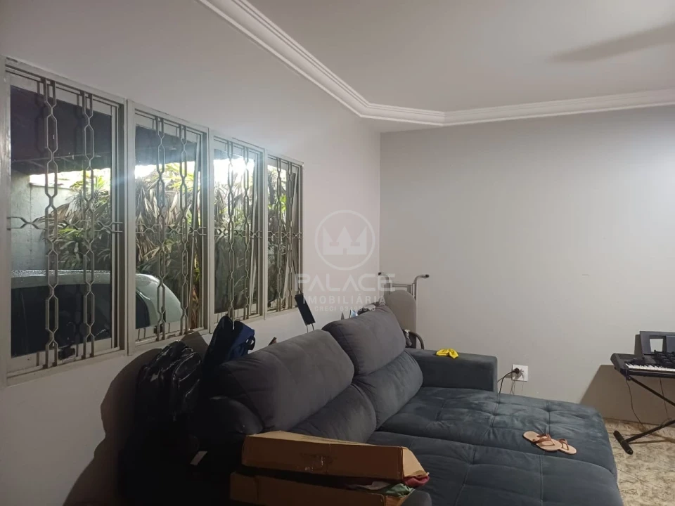 Casa a Venda no Bairro Jupiá