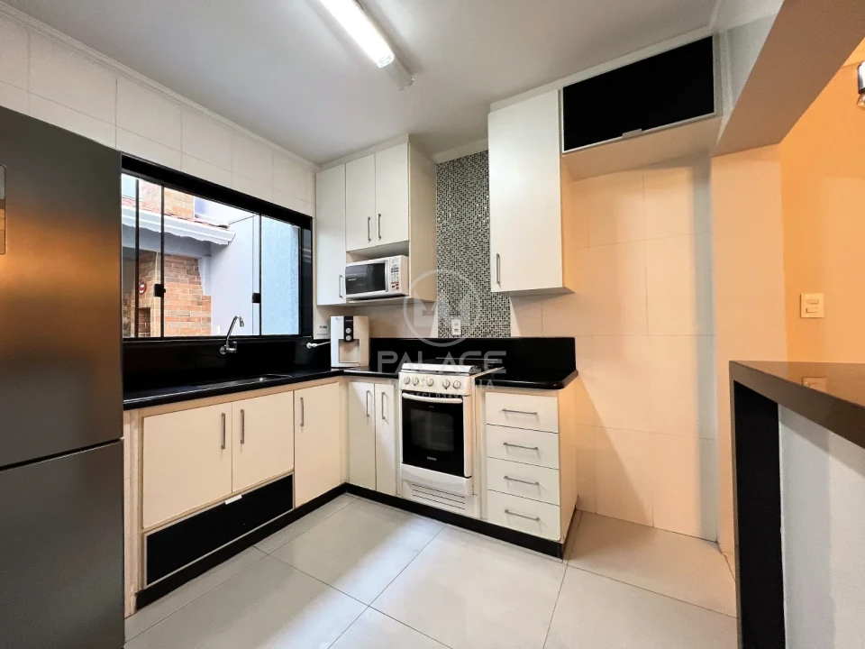 Sobrado fino acabamento a venda no bairro Jardim Brasília, Piracicaba, SP.