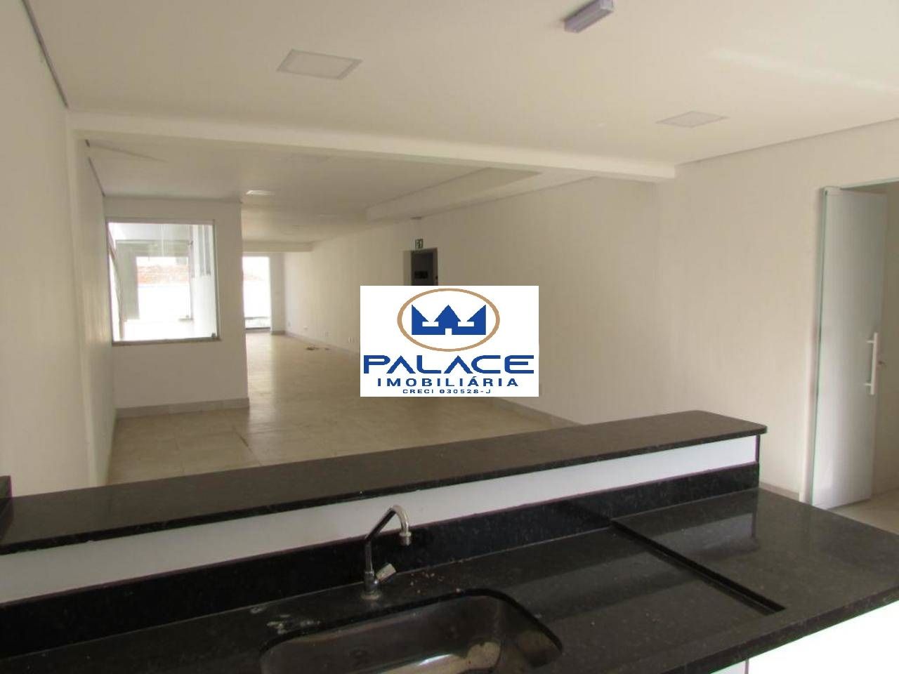 Imagens do imóveis Salão para alugar, 833 m² por RS 23.000,00-mês - Centro - Piracicaba-SP