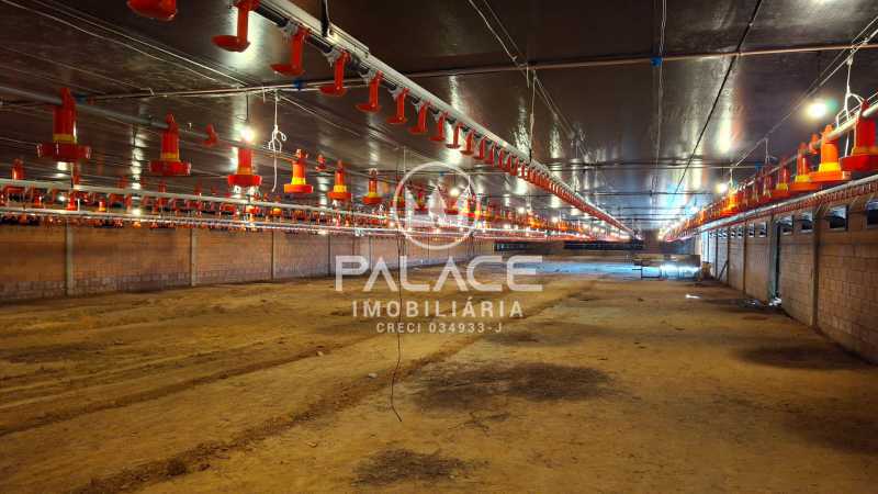 Imagens do imóveis fazenda à venda em área rural, tietê 4 quartos 54000m²