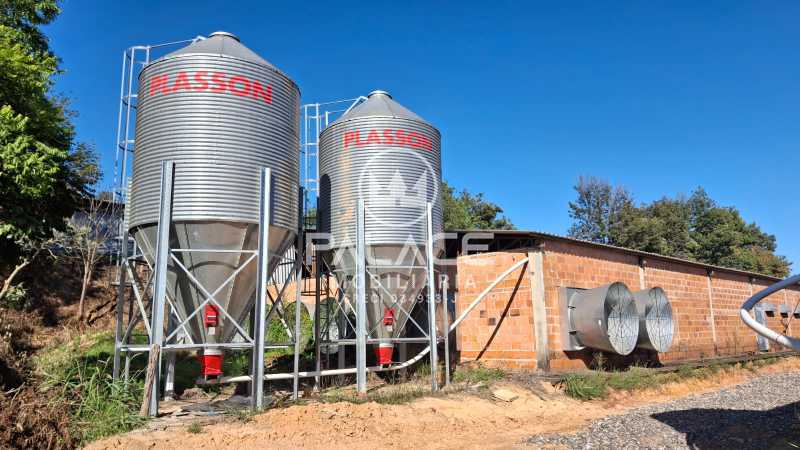 Imagens do imóveis fazenda à venda em área rural, tietê 4 quartos 54000m²