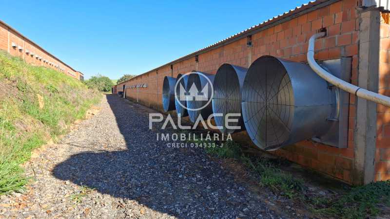 Imagens do imóveis fazenda à venda em área rural, tietê 4 quartos 54000m²