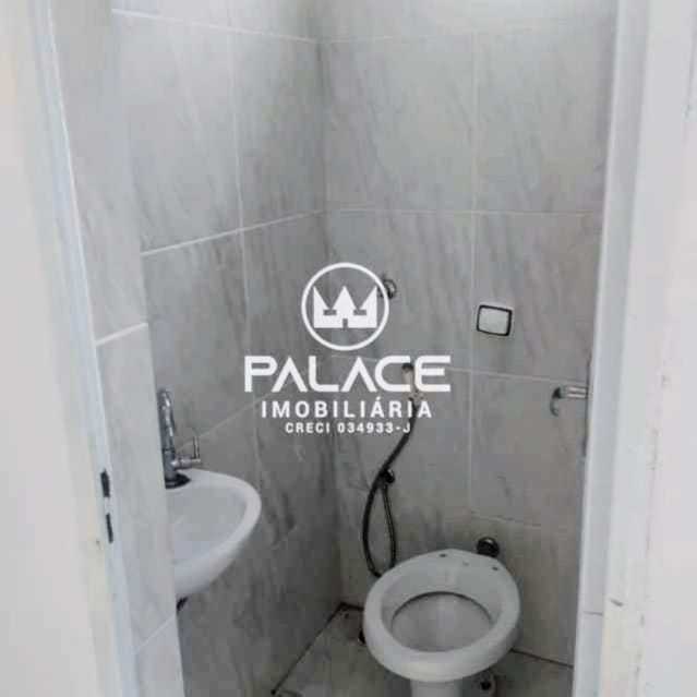 Barracão :  / Comercial / Jardim Esplanada