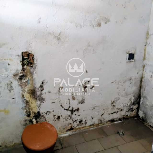 Barracão :  / Comercial / Jardim Dona Luisa