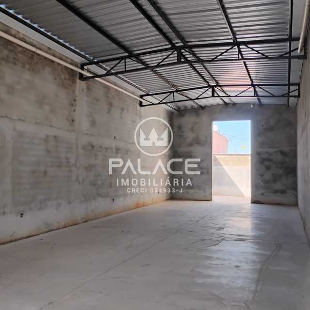 Barracão :  / Comercial / Vila Industrial