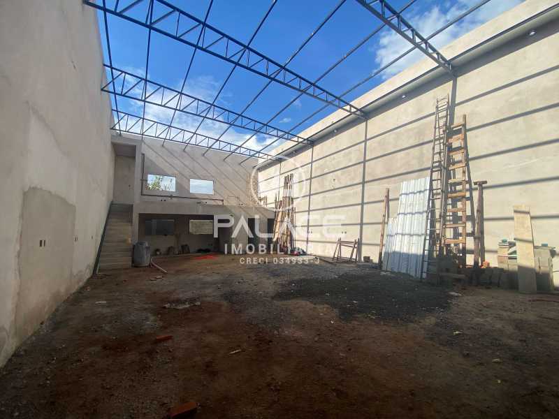 Imagens do imóveis Barracão :  / Comercial / Jardim Glória