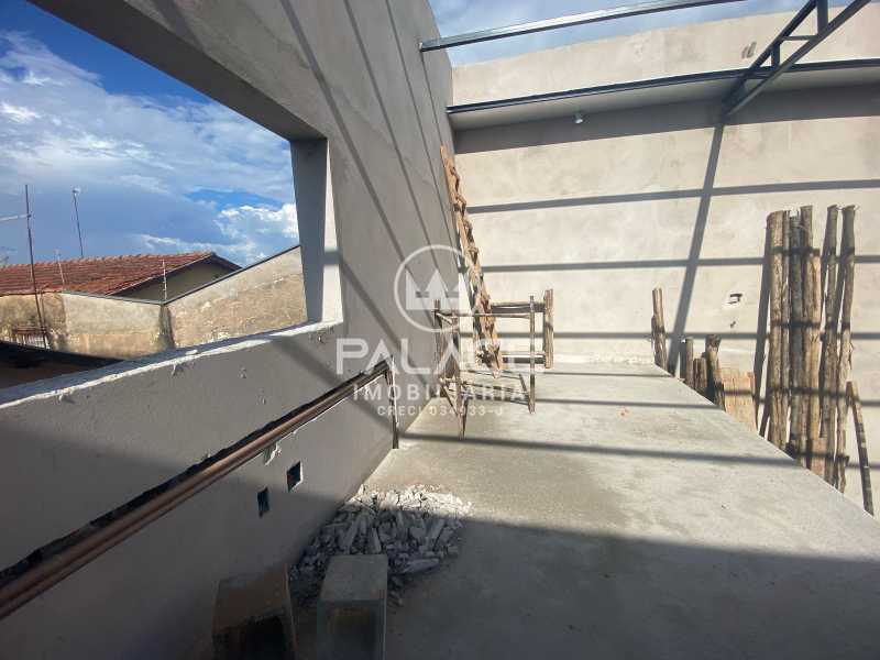 Imagens do imóveis Barracão :  / Comercial / Jardim Glória