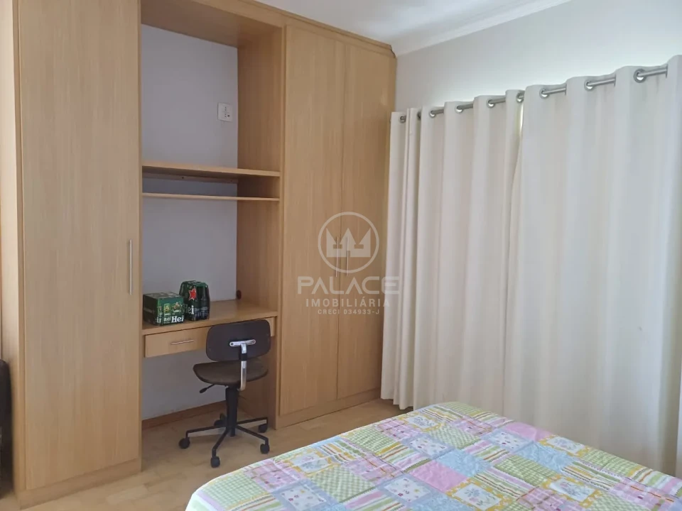 CASA A VENDA NO BAIRRO CASTELINHO