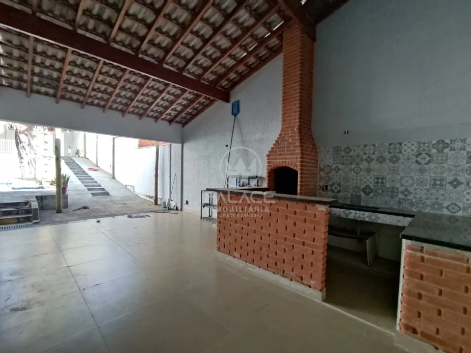 Casa à venda e para alugar em Vila Independência, Piracicaba — Portal Mundo do Imóvel