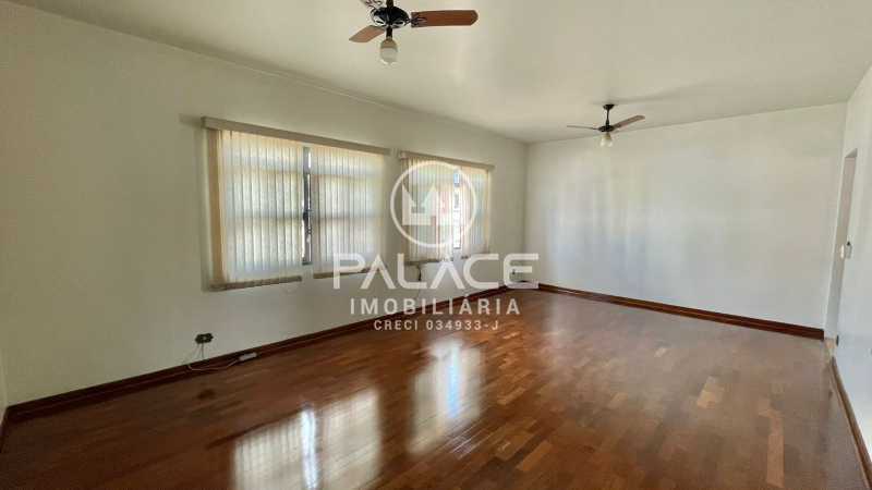 Imagens do imóveis CASA / RESIDENCIAL / COMERCIAL / CASTELINHO / PIRACICABA / 3 QUARTOS / 342m²
