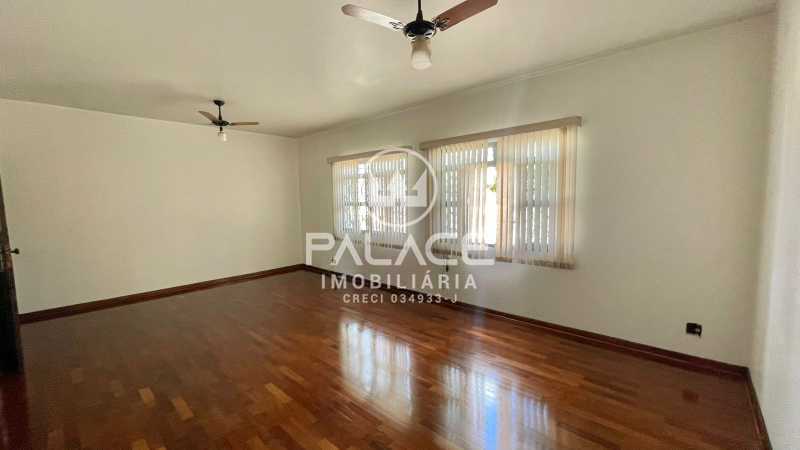 Imagens do imóveis CASA / RESIDENCIAL / COMERCIAL / CASTELINHO / PIRACICABA / 3 QUARTOS / 342m²