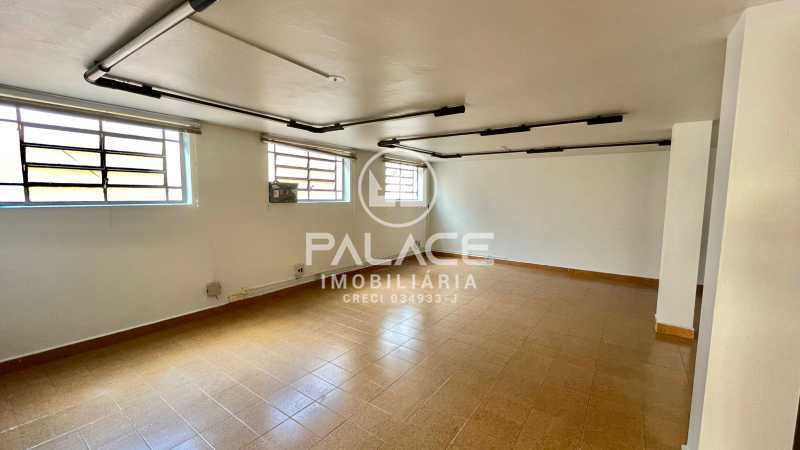 Imagens do imóveis CASA / RESIDENCIAL / COMERCIAL / CASTELINHO / PIRACICABA / 3 QUARTOS / 342m²