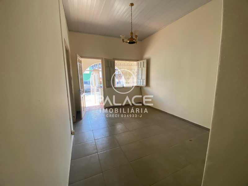 Casa, 4 quartos, 137 m² - Foto 2