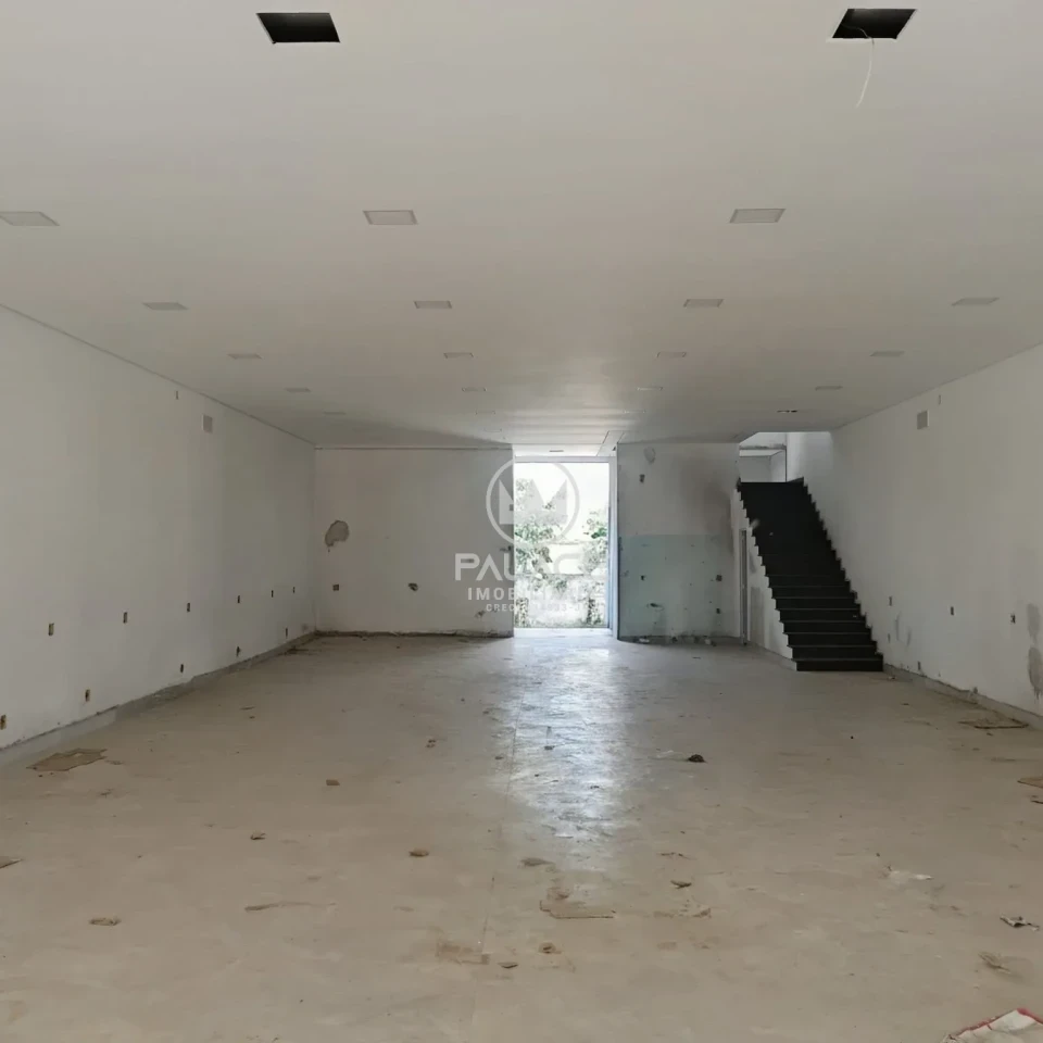 Barracão disponivel para locação