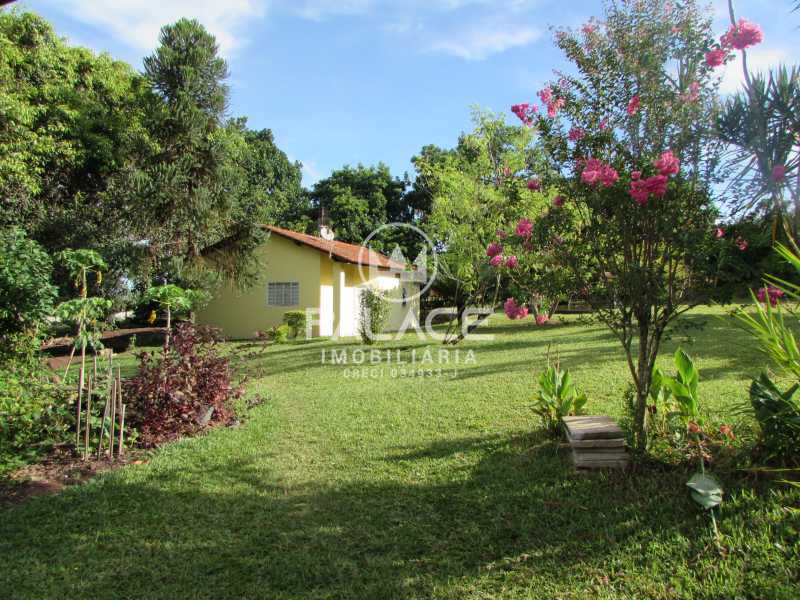 Imagens do imóveis chácara à venda em alpes das águas, são pedro 6 quartos 6000m²