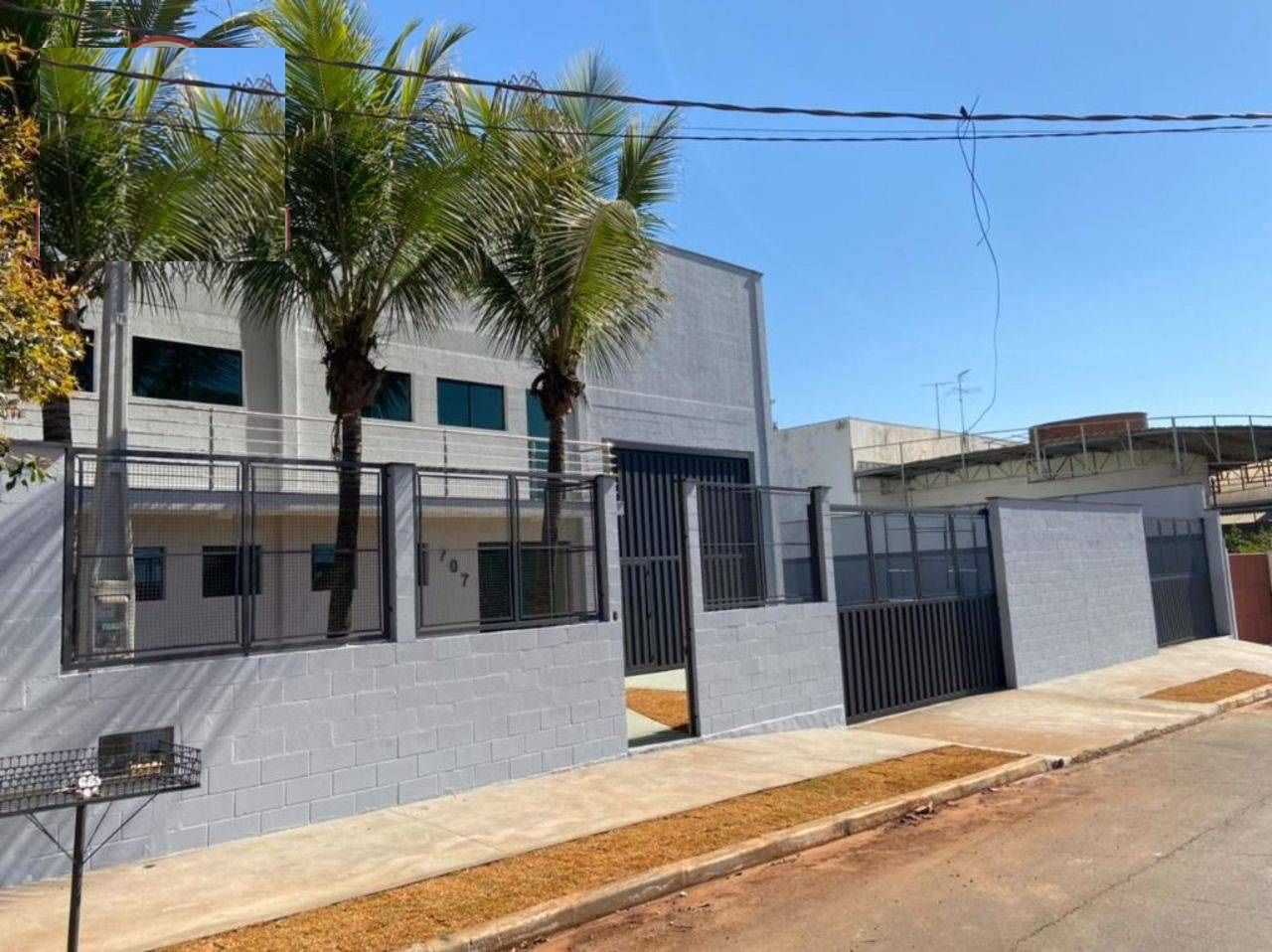Barracão para alugar, 700 m²  Unileste - Piracicaba-SP