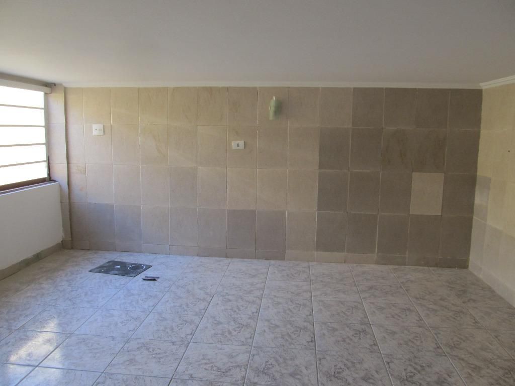 Casa para locação  / 3 quartos / Piracicamirim