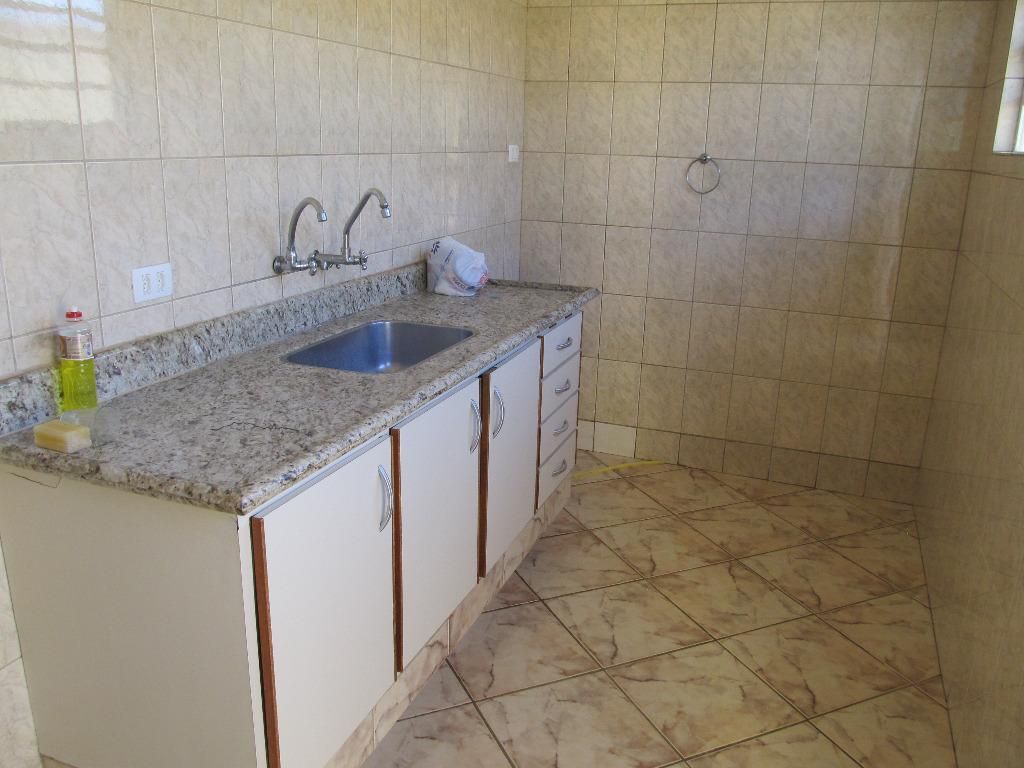 Casa para locação  / 3 quartos / Piracicamirim