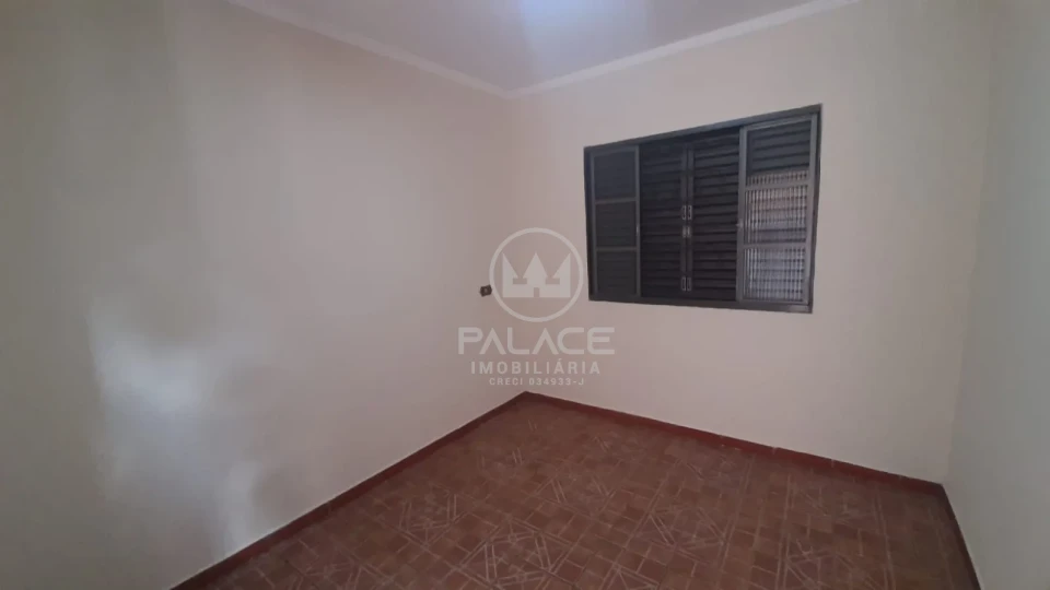 CASA PARA LOCAÇÃO/ 4 QUARTOS  / CHURRASQUEIRA/VILA REZENDE