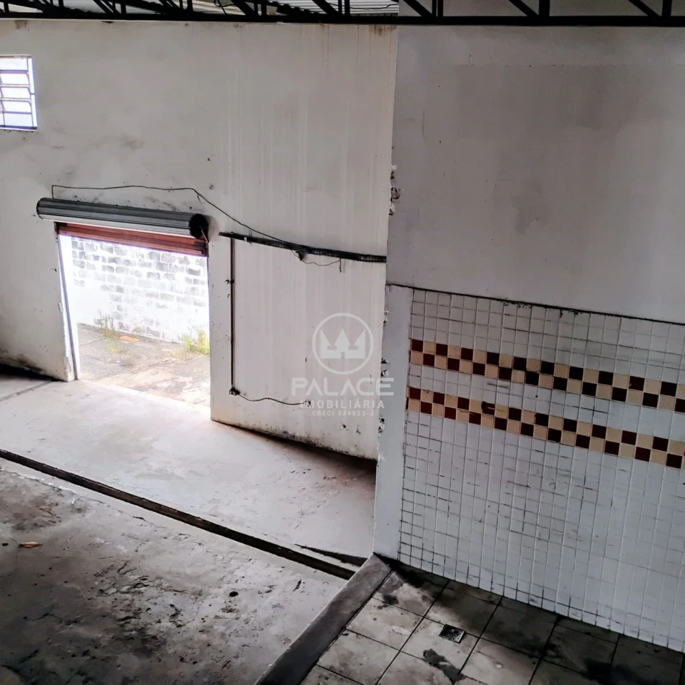 Barracão disponivel para locação