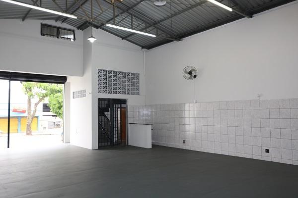 Imagens do imóveis salão para alugar em piracicamirim, piracicaba 195m²