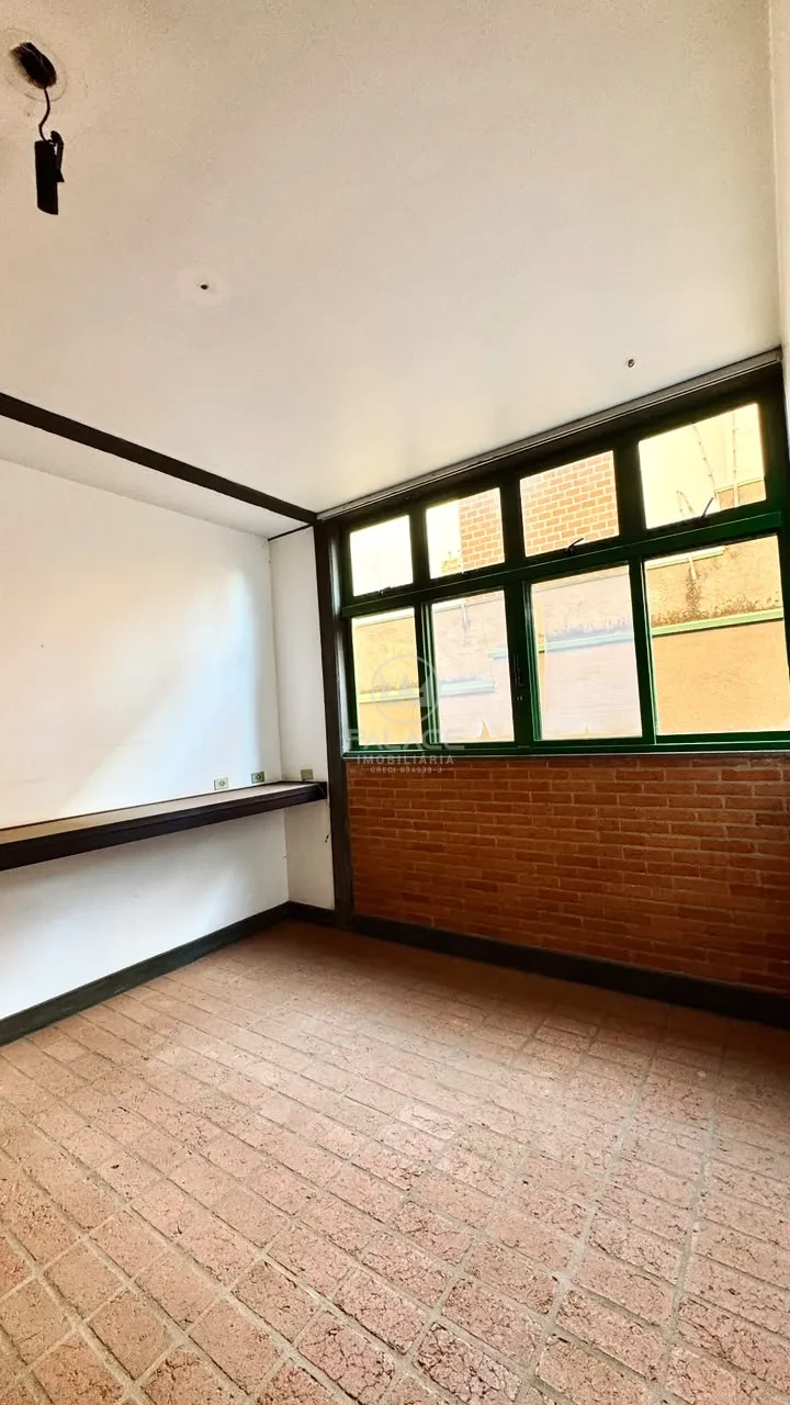 Linda Casa no Bairro São Dimas/Clube de Campo