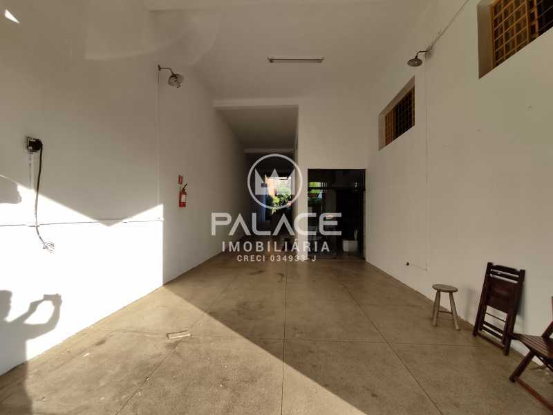 Imagens do imóveis Barracão :  / Comercial / Paulicéia